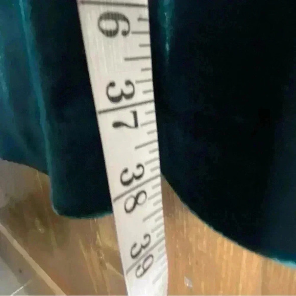 Betsey Johnson Emerald Green Velvet Wrap Dress Size 14 - Picture 5 of 7
